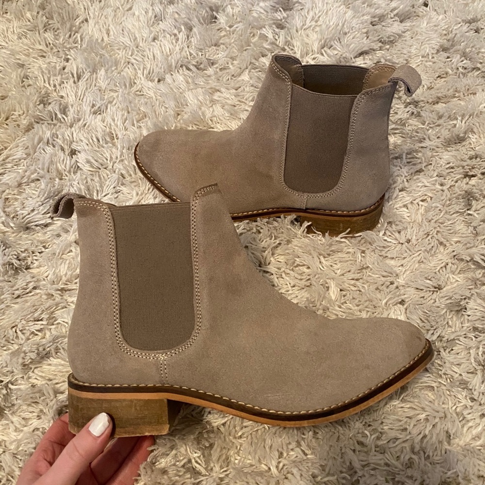 Chelsea booties